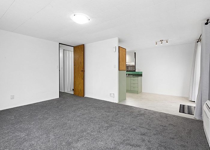  at 2/19 Park Road, Belmont, Lower Hutt