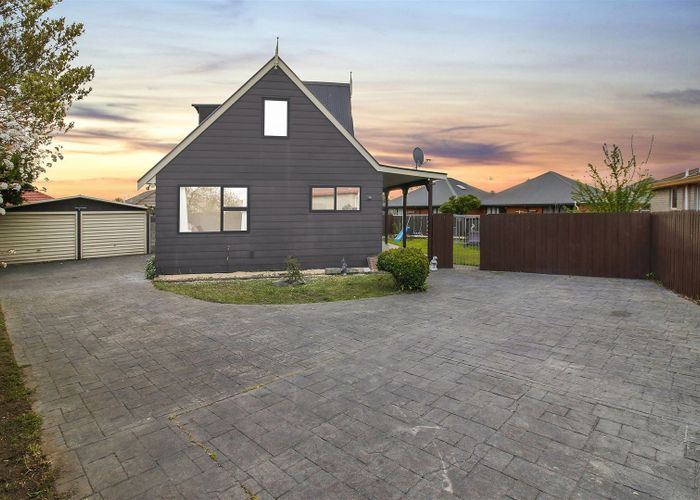  at 10 Shire Lane, Woolston, Christchurch