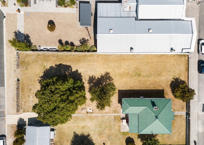  at 24 Sunderland Street, Clyde