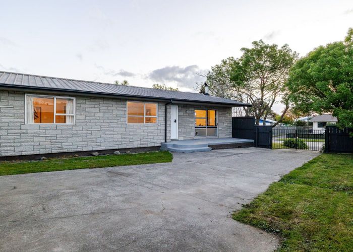  at 15 Kaimanawa Street, Kelvin Grove, Palmerston North, Manawatu / Whanganui