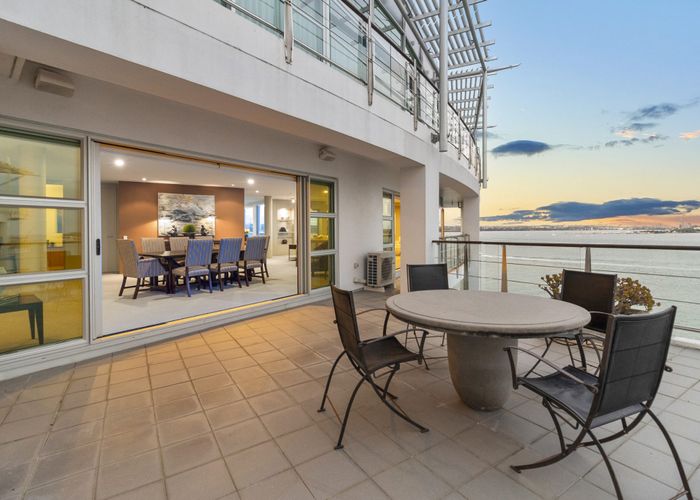  at 61/143 Quay Street, City Centre, Auckland City, Auckland