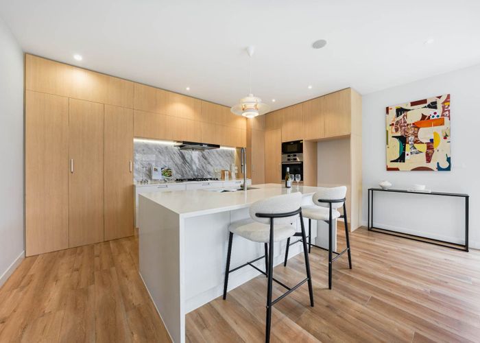  at 16 Windlass Street, Long Bay, North Shore City, Auckland