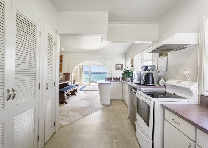  at 30 Vipond Road, Stanmore Bay, Whangaparaoa