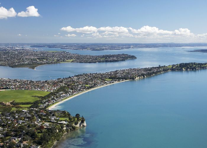  at 5 Montressor Place, Howick, Auckland