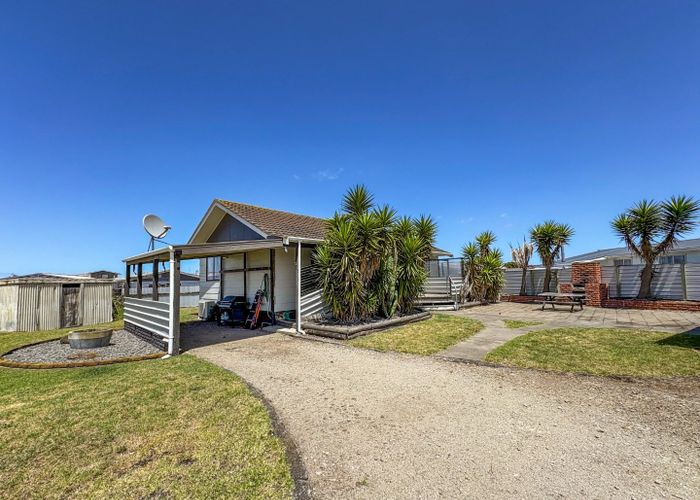  at 38 Tongariro Street, Castlecliff, Whanganui, Manawatu / Whanganui