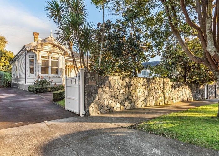  at 9 Ngaroma Road, Epsom, Auckland