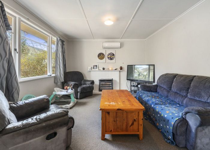  at 8C Bell Road, Western Heights, Rotorua, Bay Of Plenty