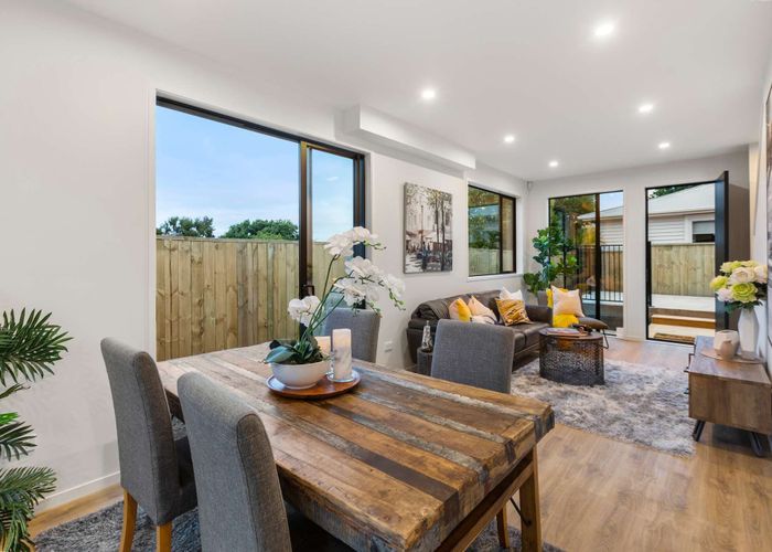  at 4/14 Roland Hill, Glen Eden, Waitakere City, Auckland