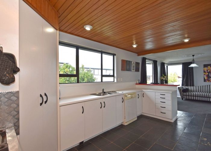  at 708 Queens Drive, Waikiwi, Invercargill