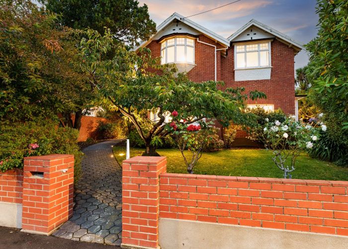 at 11 Ings Avenue, Saint Clair, Dunedin, Otago