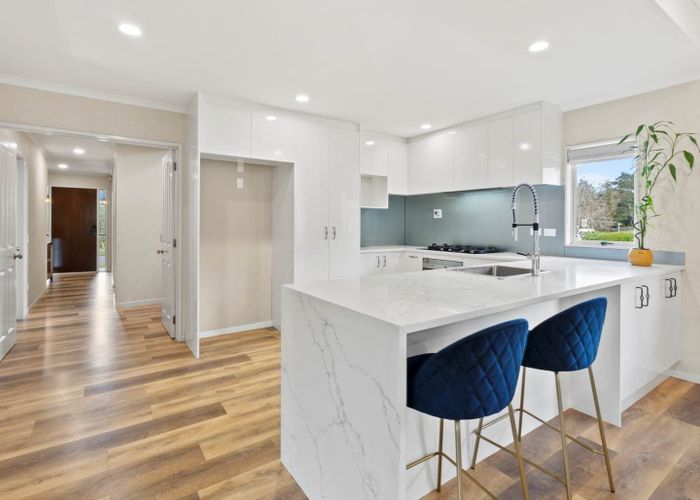  at 10 Mission Heights Drive, Flat Bush, Manukau City, Auckland