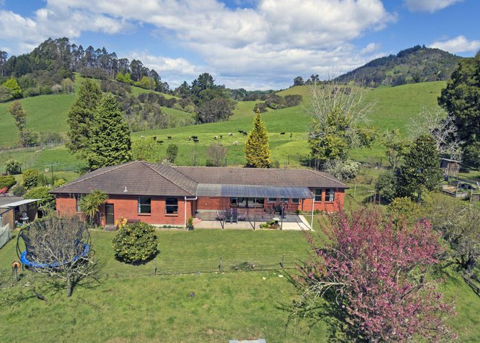 For sale 1311 Motueka Valley Highway, Ngatimoti, Tasman, Nelson / Tasman homes.co.nz