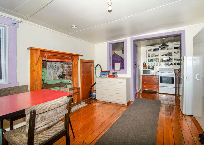  at 5 Burnett Street, Mokihinui