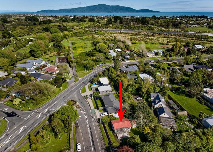  at 6 Park Avenue, Waikanae
