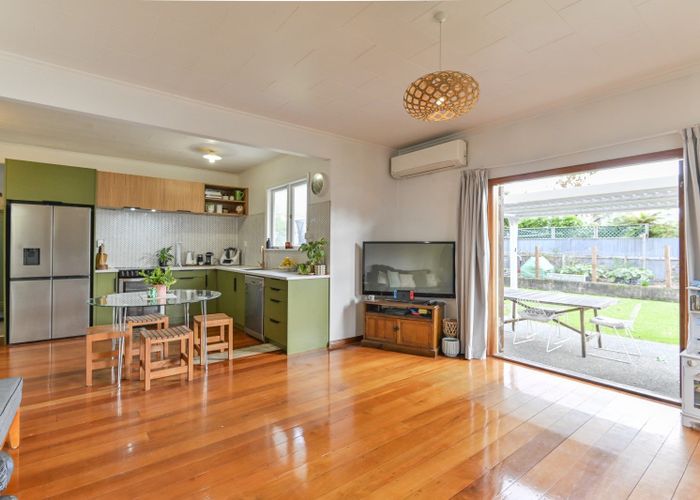  at 920 Nelson Street North, Mahora, Hastings