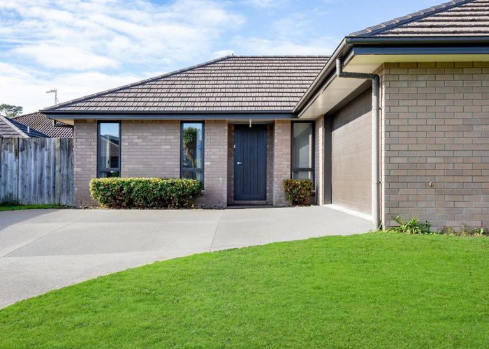  at 12 Teafields Court, Huntington, Hamilton, Waikato