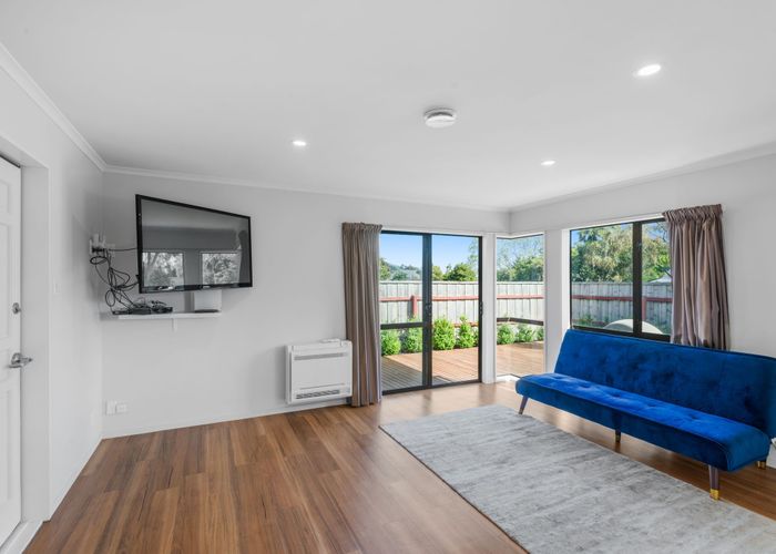  at 1/23 Laing Crescent, Heathcote Valley, Christchurch