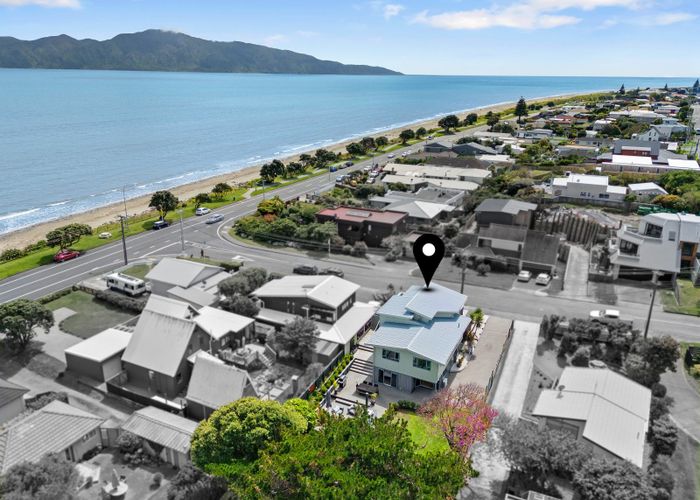  at 4 Tahi Road, Paraparaumu Beach, Paraparaumu