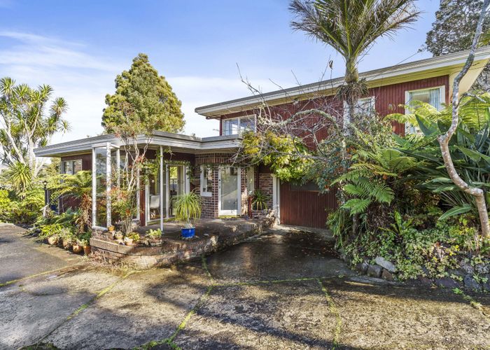  at 39 Montgomery Avenue, Rothesay Bay, Auckland