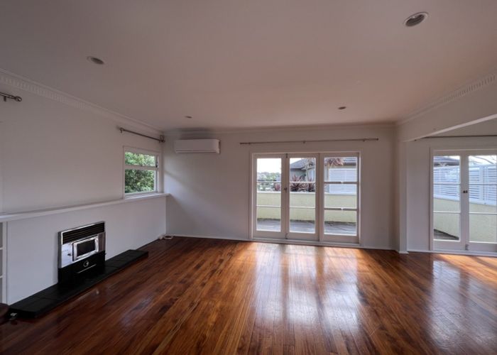  at 5 Quebec Road, Milford, North Shore City, Auckland