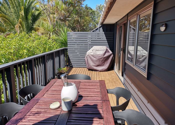  at 85E Stottholm Road, Titirangi, Waitakere City, Auckland