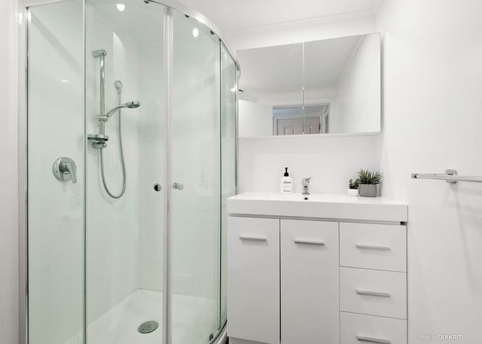  at 11 Middlesex Place, Northland, Wellington, Wellington