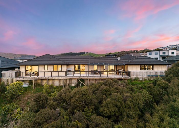  at 27 Topsail Way, Whitby, Porirua, Wellington