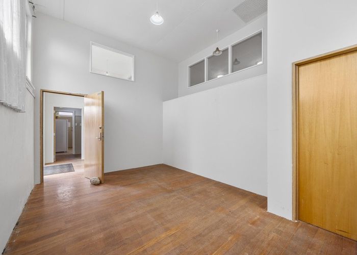  at 9 Shore Street, Andersons Bay, Dunedin, Otago