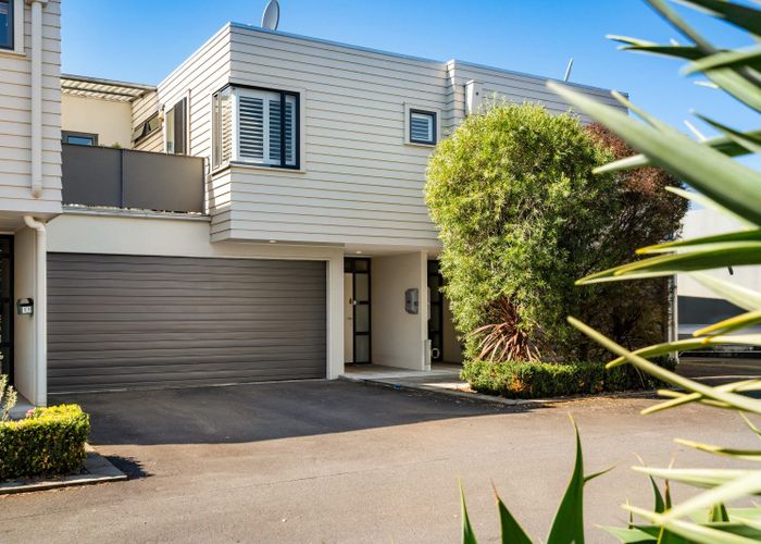  at 15 Barry Street, Ahuriri, Napier, Hawke's Bay