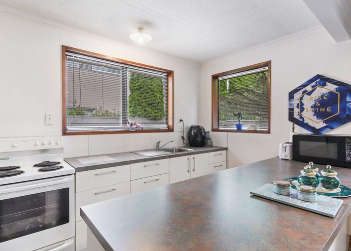  at 1/9 Stirling Street, Merivale, Christchurch