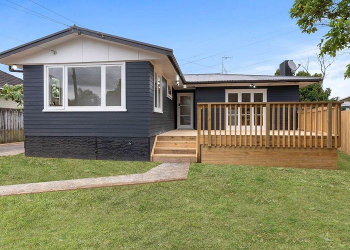  at 10 Jukes Place, Otara, Auckland