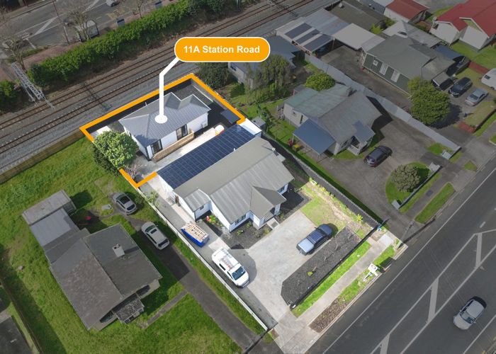  at 11 Station Road, Papatoetoe, Auckland