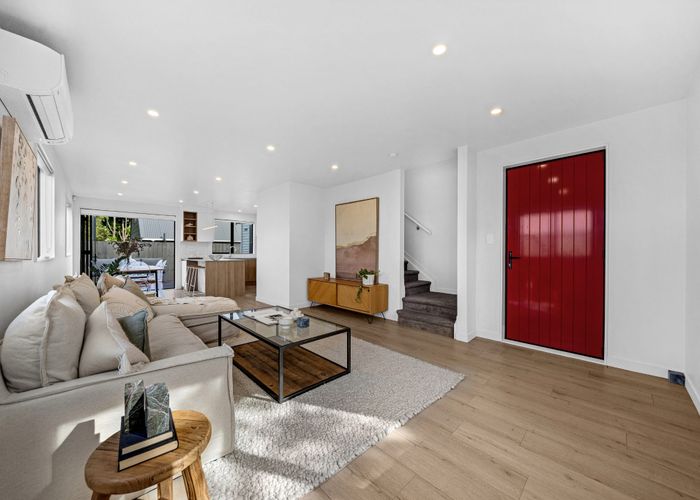  at 7E Walsall Street, Avondale, Auckland