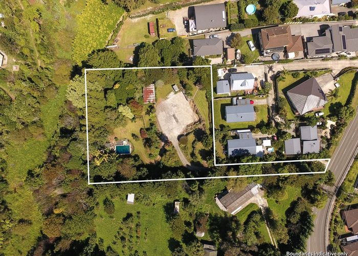  at 33 Waikite Road, Welcome Bay, Tauranga, Bay Of Plenty