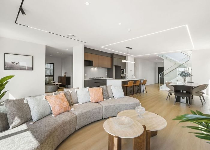  at 115 Thomas Drive, Flat Bush, Manukau City, Auckland