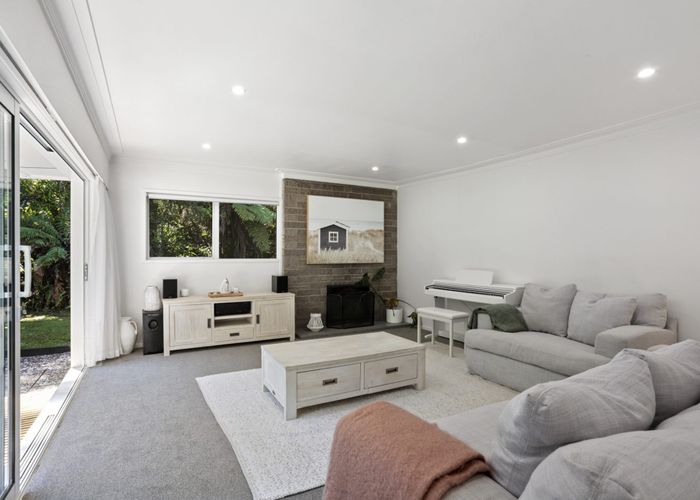  at 35 Takahe Road, Titirangi, Waitakere City, Auckland