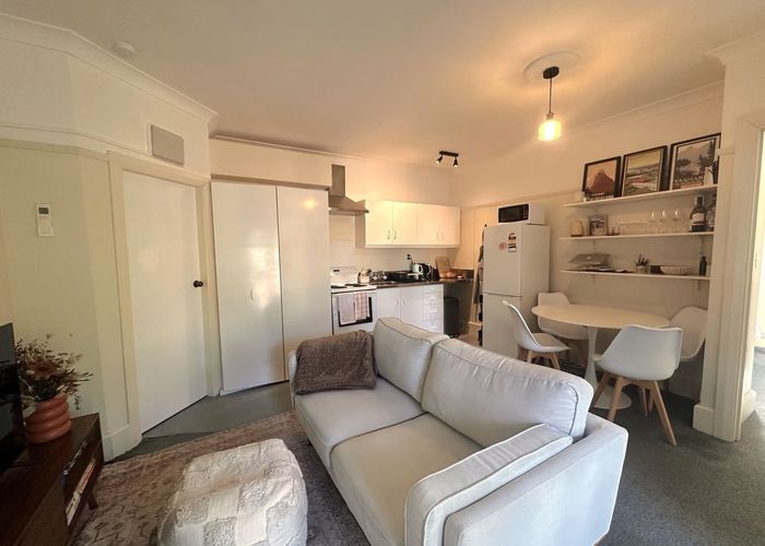  at 1/411  Manchester Street, City Centre, Christchurch City, Canterbury