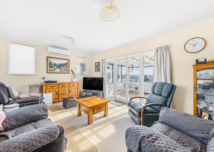  at 1/143 Manuka Road, Glenfield, North Shore City, Auckland