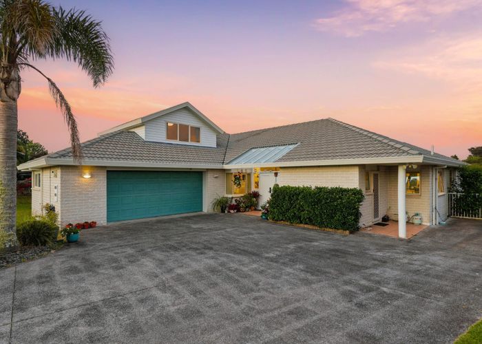  at 22 Windfall Grove, Greenhithe, North Shore City, Auckland