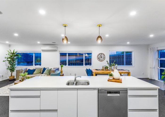  at 21 Tasman Close, Aotea, Porirua