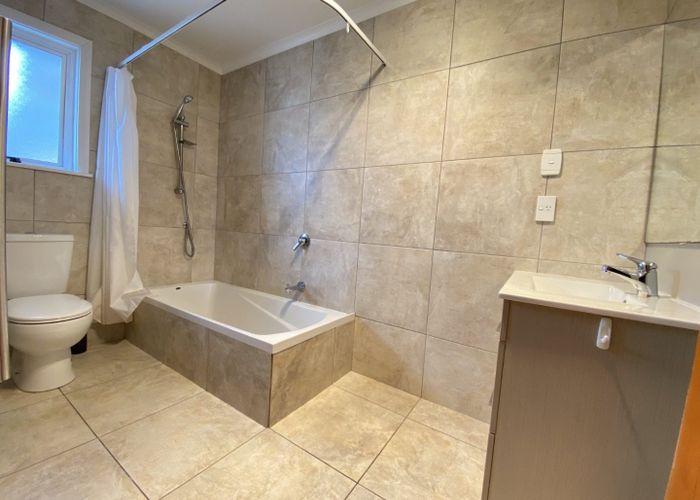  at 2 Tern Place, Hokowhitu, Palmerston North, Manawatu / Whanganui
