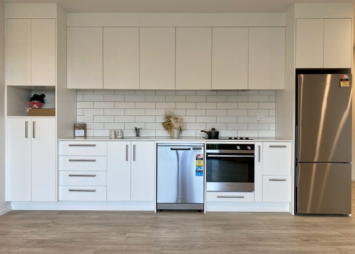  at 102/7C Hinaki Street, Point England, Auckland City, Auckland