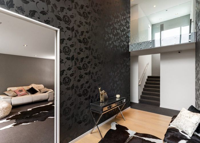  at 19 Devonport Lane, Merivale, Christchurch City, Canterbury