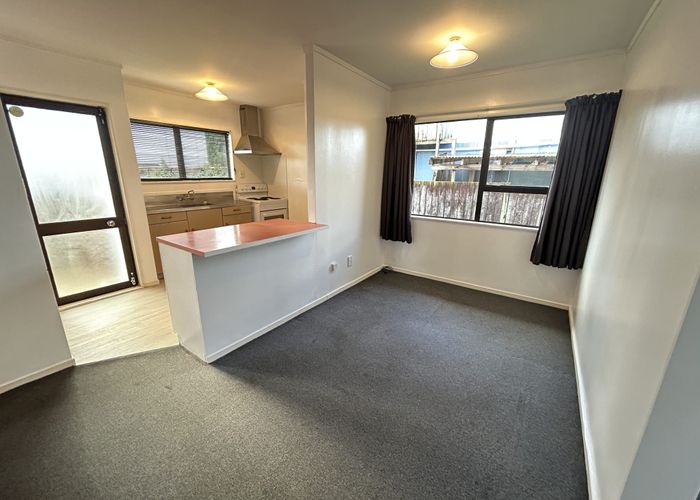  at 2A Hueglow Rise, West Harbour, Waitakere City, Auckland