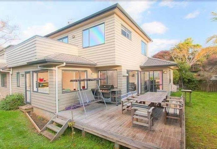  at 13A Murvale Drive, Bucklands Beach, Manukau City, Auckland