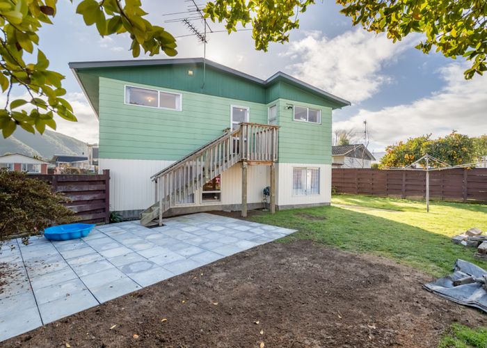  at 38 Pasadena Crescent, Totara Park, Upper Hutt, Wellington