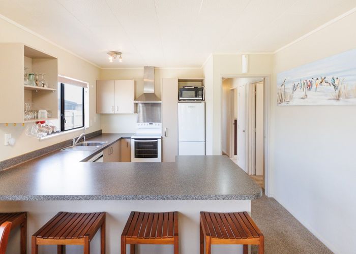  at 18 Thomas Place, Foxton Beach, Horowhenua, Manawatu / Whanganui