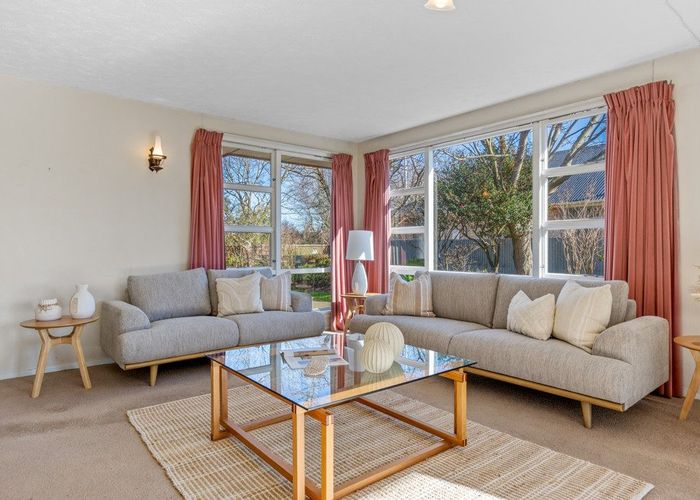  at 218 Yaldhurst Road, Avonhead, Christchurch City, Canterbury