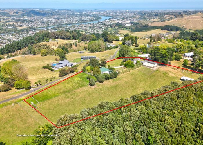  at 207 Roberts Avenue, Aramoho, Whanganui, Manawatu / Whanganui