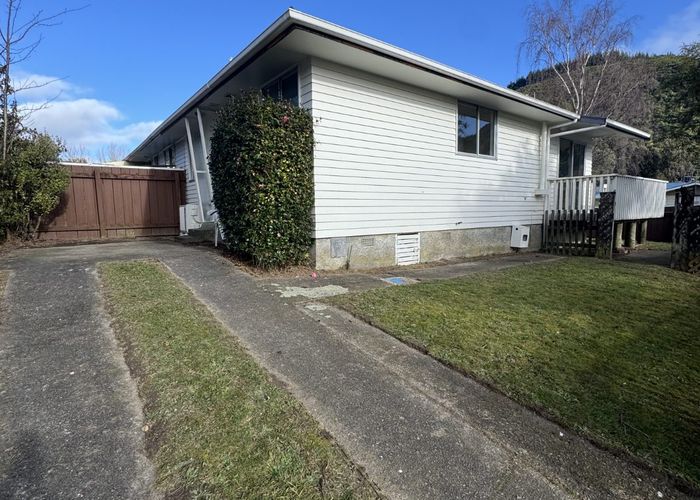  at 8 Gemstone Drive, Birchville, Upper Hutt, Wellington
